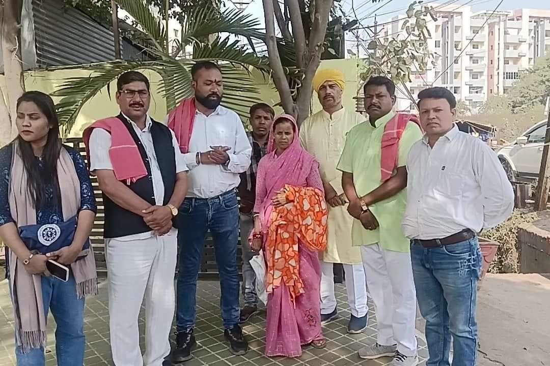 आलोक फेरोलाईज हीरा ग्रुप में दुर्घटना मामले में CKS के हस्तक्षेप के बाद मृतक के परिजनों को मिला मुआवजा