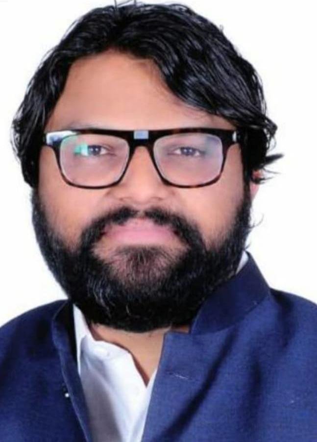 राजनीति से ऊपर उठकर बस्तर विकास का हित जनता जागरुकता के साथ उन्हें वोट दे जो प्रत्याशी श्रेष्ठ बस्तर हित विकास का काम करें- नवनीत चांद