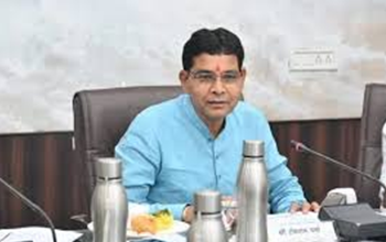 मंदिर की जमीन पर भू-माफिया का कब्जा: राजस्व मंत्री ने दिए जांच के आदेश