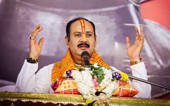 पं. प्रदीप मिश्रा के शिवमहापुराण कथा में टेंट कारोबारी का धरना, आत्महत्या की धमकी से हंगामा