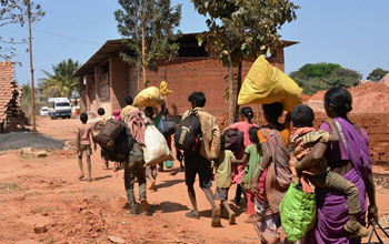 महासमुंद: मजदूरों की तस्करी और मीडिया को धमकाने का मामला, प्रशासन पर उठ रहे सवाल