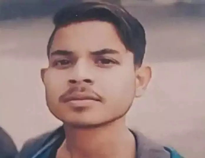 कुकरैल जंगल में पेड़ से लटका मिला किशोर का शव, आत्महत्या या दबाव में उठाया कदम?