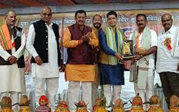 युवा कुर्मी मित्र मंडल द्वारा 23वां कुर्मी संझा कार्यक्रम बड़े धूमधाम से सम्पन्न