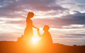 62 साल के प्रोफेसर पर कानून का शिकंजा: लैब असिस्टेंट से छेड़छाड़ का आरोप