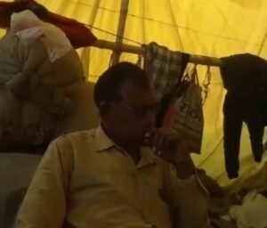 छत्तीसगढ़ धान खरीदी केंद्र, किसान रिश्वतखोरी, धान तौल गड़बड़ी, बिलासपुर भ्रष्टाचार, कृषि अराजकता, प्रशासनिक कार्रवाई।