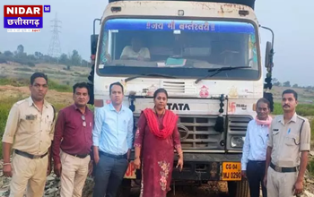 आरंग महानदी में SDM-तहसीलदार की छापेमारी, अवैध रेत परिवहन पर लगी रोक