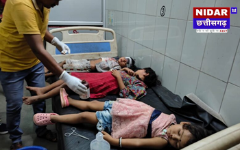 तेज रफ्तार का कहर: बिलाईगढ़ में बस पलटी, दो दर्जन से अधिक यात्री घायल