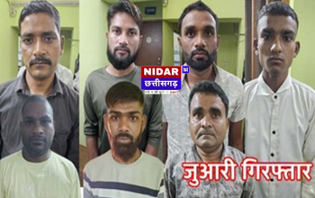 अभनपुर: नाले के पास 52 परियों का खेल, पुलिस की छापेमारी में 7 जुआरी गिरफ्तार, लाखों की संपत्ति जप्त