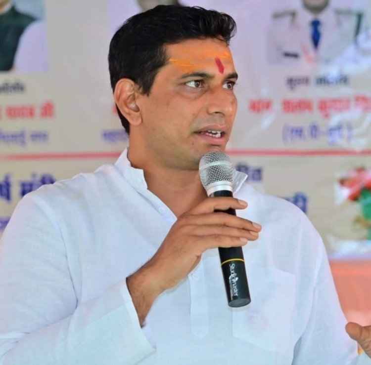 छत्तीसगढ़ बजट पर देवेंद्र यादव का बड़ा हमला, बोले- ‘भ्रष्टाचार और नाकामी से भरा है बजट’