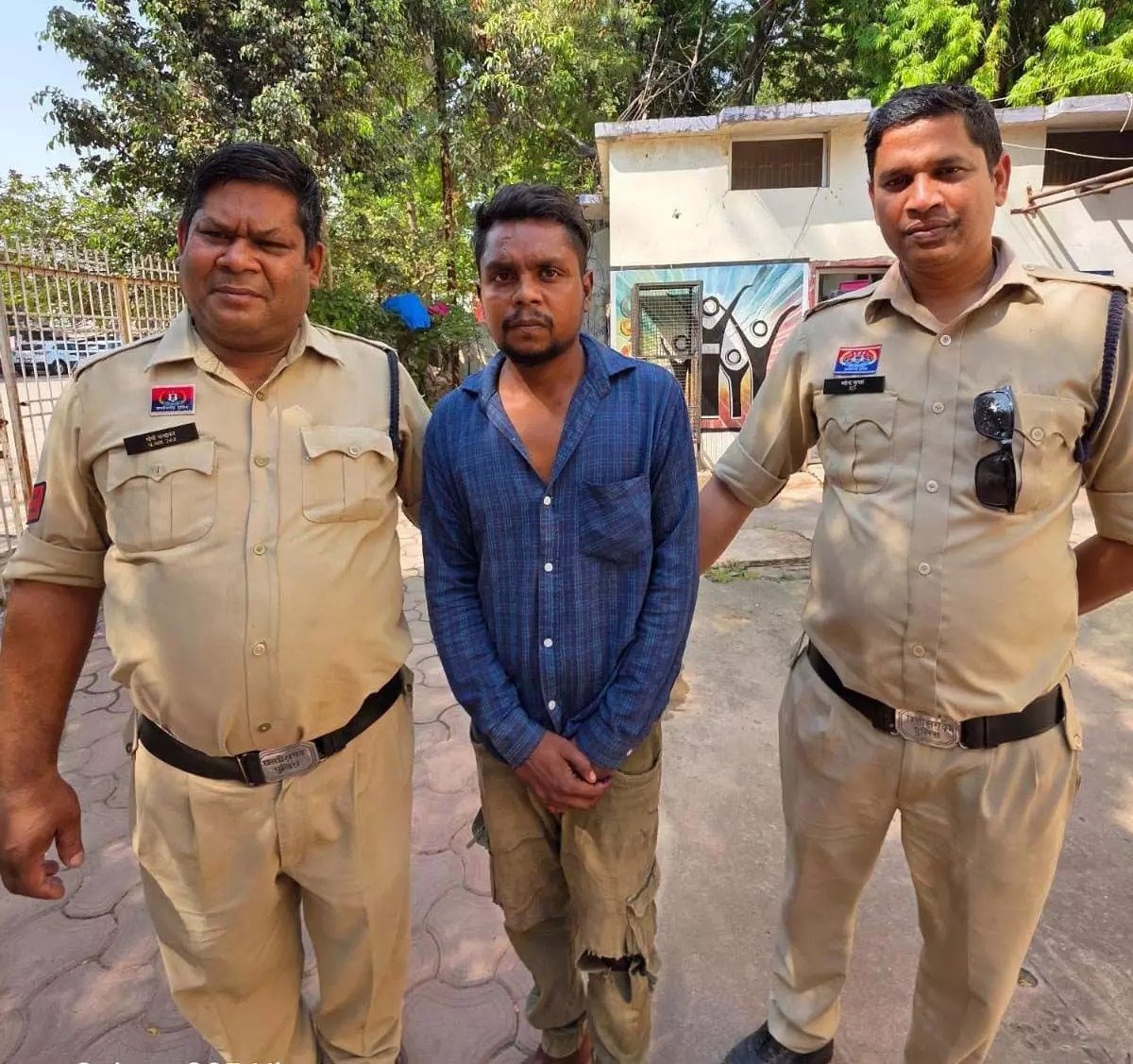 धमतरी: आर्म्स एक्ट मामले में दीपक साहू गिरफ्तार, भेजा गया जेल