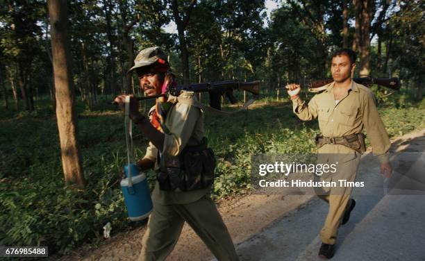 छत्तीसगढ़ में लागू हुई नक्सलवादी आत्मसमर्पण और पीड़ित पुनर्वास नीति-2025, जिलों में समितियों के गठन के आदेश
