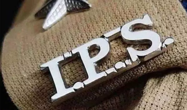 यूपी में बड़ा पुलिस प्रशासनिक फेरबदल: 7 जिलों के एसपी बदले, कुल 14 IPS अधिकारियों का ट्रांसफर