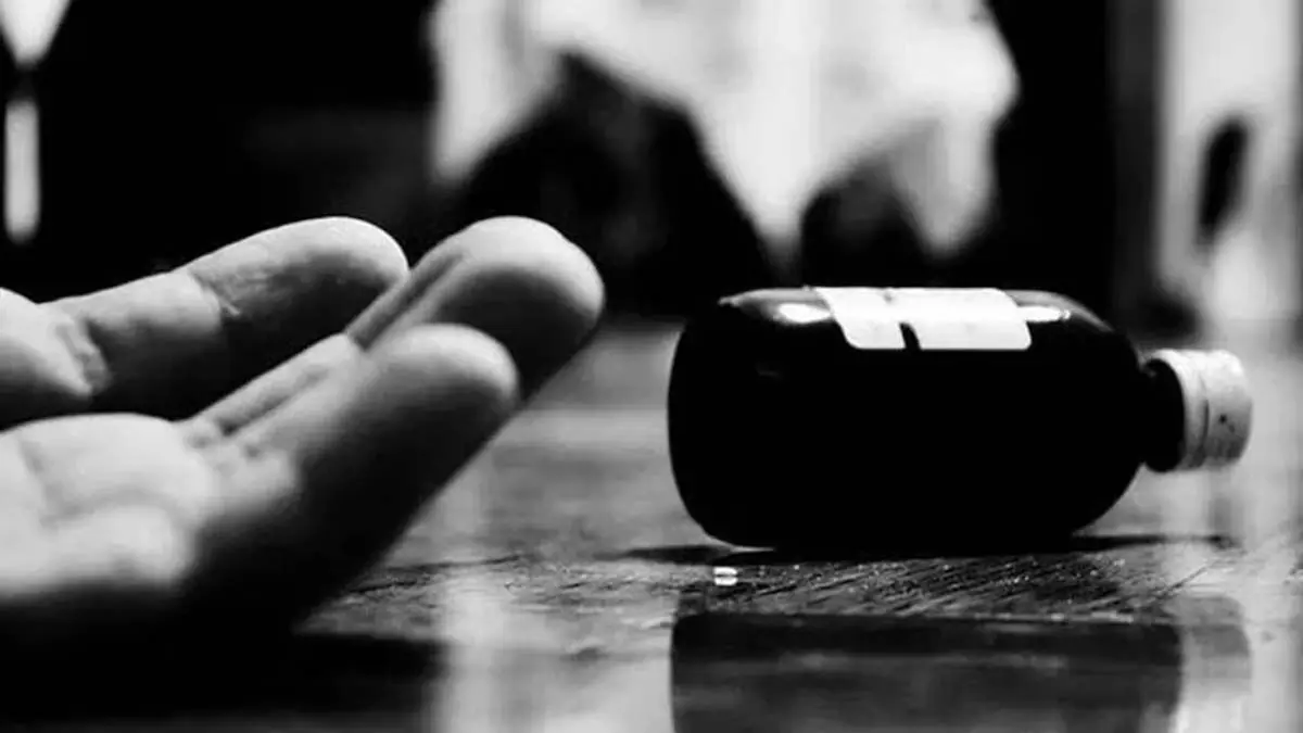 रायगढ़: कर्ज के जाल और उत्पीड़न से टूटकर युवक ने की आत्महत्या की कोशिश, वीडियो में बयां की पीड़ा