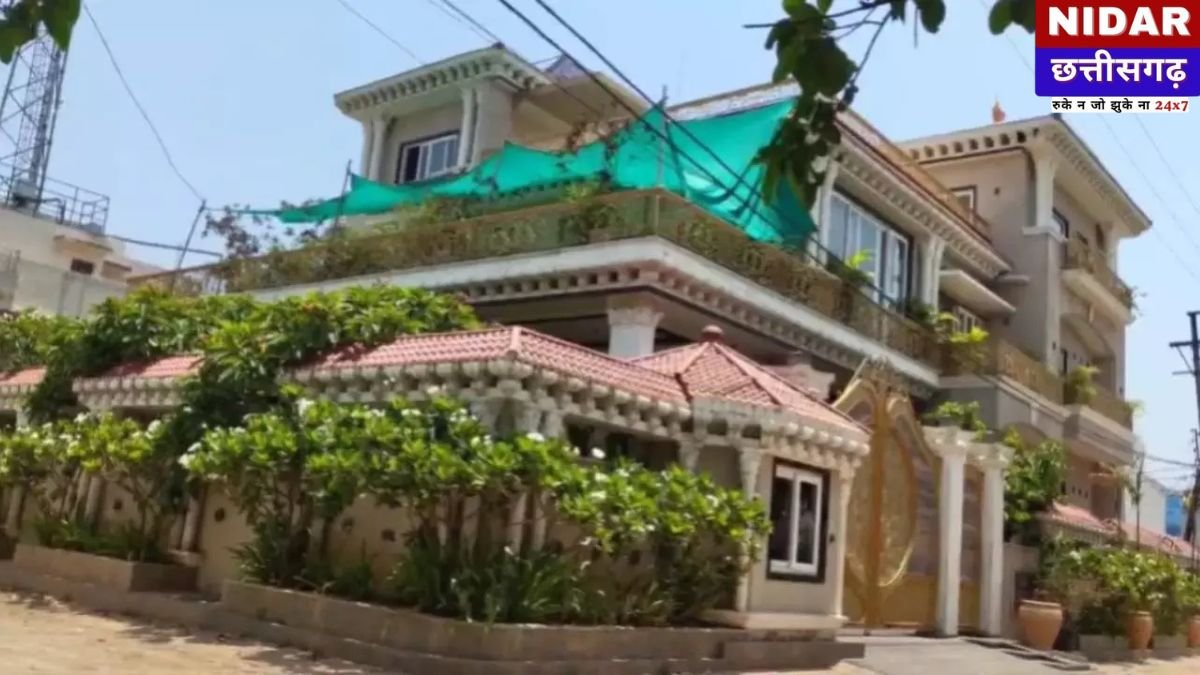 रायपुर के कुख्यात सूदखोर तोमर भाइयों पर पुलिस का शिकंजा, 17 मामलों में फरार, आलीशान बंगला कुर्क