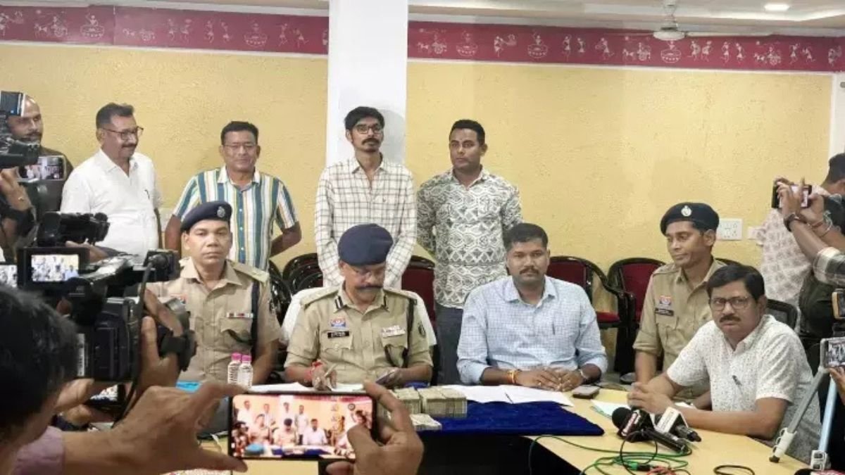 डेढ़ करोड़ के कर्ज से बचने के लिए कारोबारी ने रची लूट की खौफनाक कहानी, CCTV ने किया पर्दाफाश