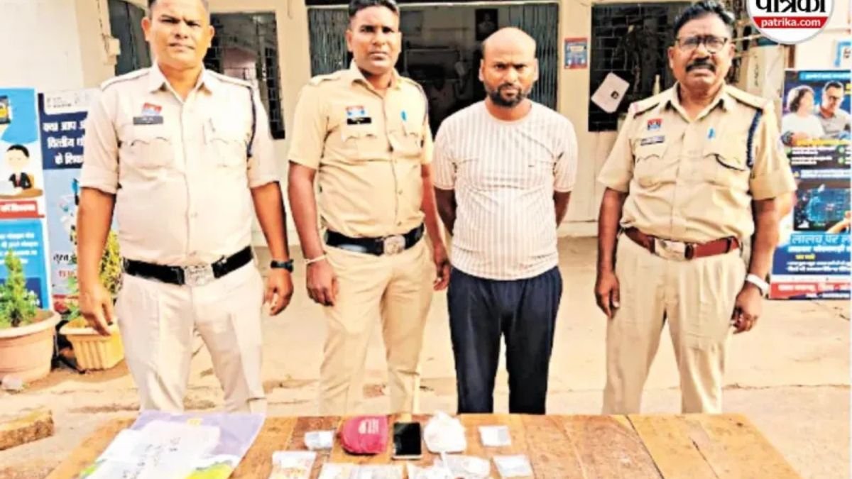 पत्नी की बहादुरी से बचा परिवार: उदयपुर-अहमदाबाद हाईवे पर कपड़ा उद्यमी से लाखों की लूट