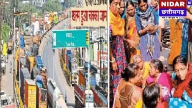 मौत के गड्ढे में डूबे दो मासूम, परिजनों का हाईवे पर प्रदर्शन