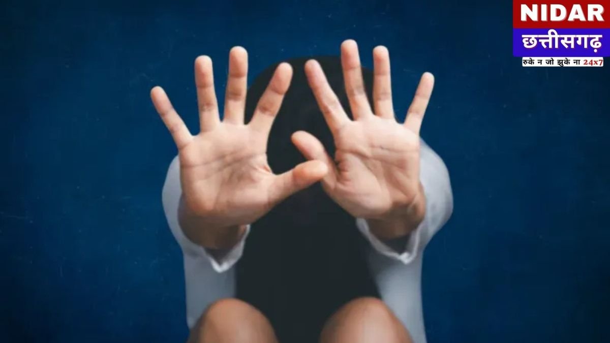 Sikar Crime News: Rajasthan Crime: दुष्कर्म के मामले में जेल जा चुका आरोपी फिर हुआ बेखौफ, नाबालिग का अपहरण कर दी फोटो वायरल करने की धमकी