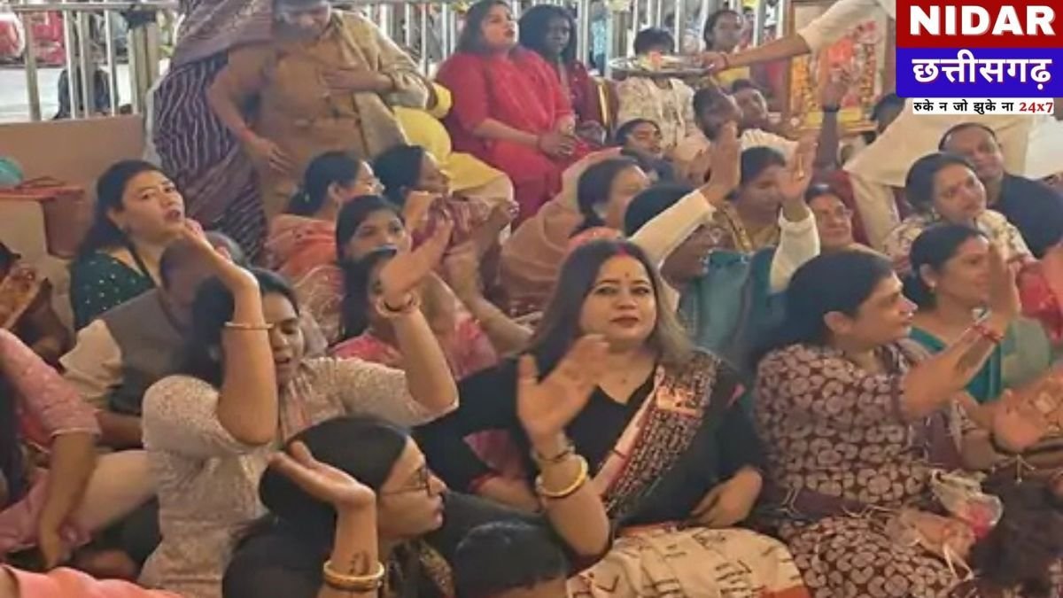 बागेश्वर बाबा का बड़ा प्रहार: 'चादर और कैंडल विश्वास, तो हमारा दरबार अंधविश्वास क्यों?' भूपेश बघेल ने 'चंदे' पर घेरा