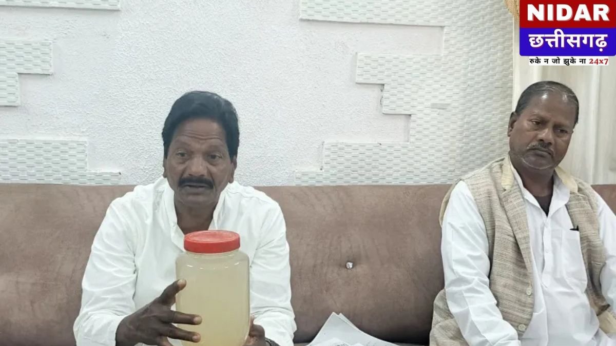 Balaghat News: चमत्कार या घोटाला? 45 लीटर की टंकी में भरवा लिया 76 लीटर डीजल, पूर्व सांसद ने नगरपालिका की खोली पोल!