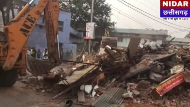 रायपुर में मासूम से दरिंदगी करने वाले पर बड़ा एक्शन: आरोपी का अवैध घर और दुकान जमींदोज, प्रशासन ने चलाया बुलडोजर