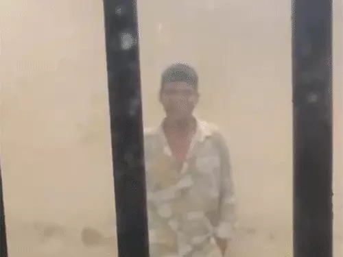 Raipur Central Jail Video Viral: Raipur Central Jail में 'Reels' का तड़का! कैदी बॉयफ्रेंड के Birthday पर गर्लफ्रेंड ने जेल के अंदर बनाया Video, सुरक्षा पर उठे सवाल