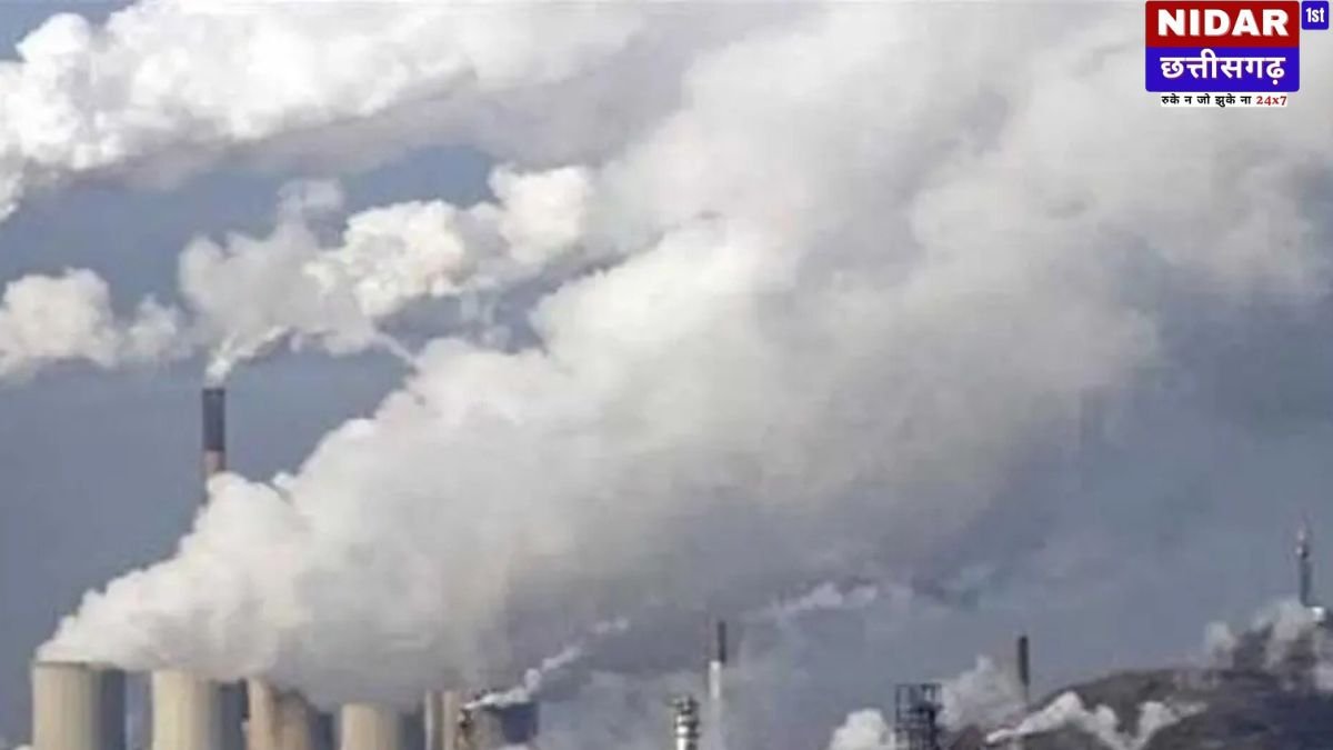छत्तीसगढ़ में प्रदूषण फैलाने वाले उद्योगों पर बड़ी कार्रवाई: 30 इकाइयां सील, 13 पर भारी जुर्माना