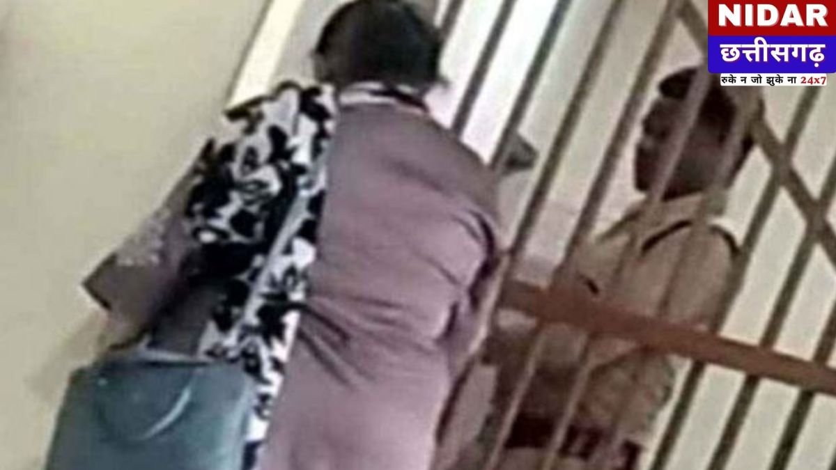 अंबिकापुर सेंट्रल जेल में 'वीआईपी कल्चर' पर गिरी गाज: रसूखदार कैदी को स्पेशल ट्रीटमेंट देने वाले 2 प्रहरी सस्पेंड