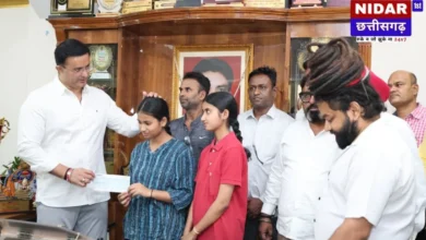 मेधावी पिता-हीन छात्रा को मिली ₹20,000 की शिक्षा सहायता, सपना है डॉक्टर बनकर समाज सेवा करना