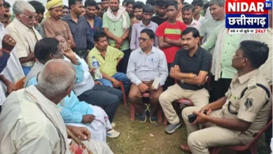 बलरामपुर में जलाशय लीकेज ठीक करने उतरे ग्रामीण की डूबने से मौत, हंगामे के बाद मुआवजे पर बनी बात