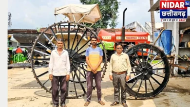 5 मिनट में 1 एकड़ खेत में खाद-दवा का छिड़काव! बालोद के पिता-पुत्र ने बनाया कमाल का देसी जुगाड़
