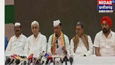 दीपक बैज का तंज: भाजपा नेता पानी में जलाएं दीये, तेल-घी तो महंगा है
