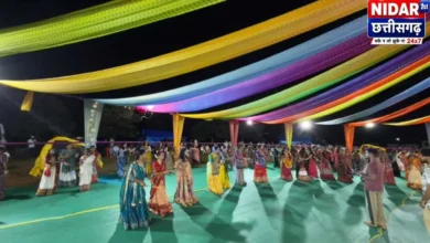 सुकमा पुलिस लाइन में पहली बार गरबा-डांडिया, दुर्गा फाइटर्स और शहीद परिवार भी हुए शामिल
